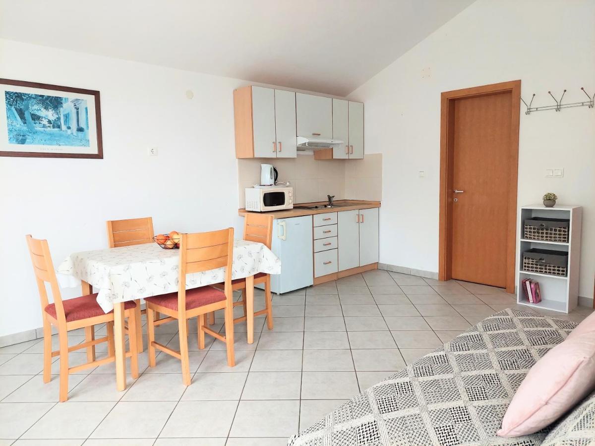 Apartments Dia ซาโอสโตรก ภายนอก รูปภาพ