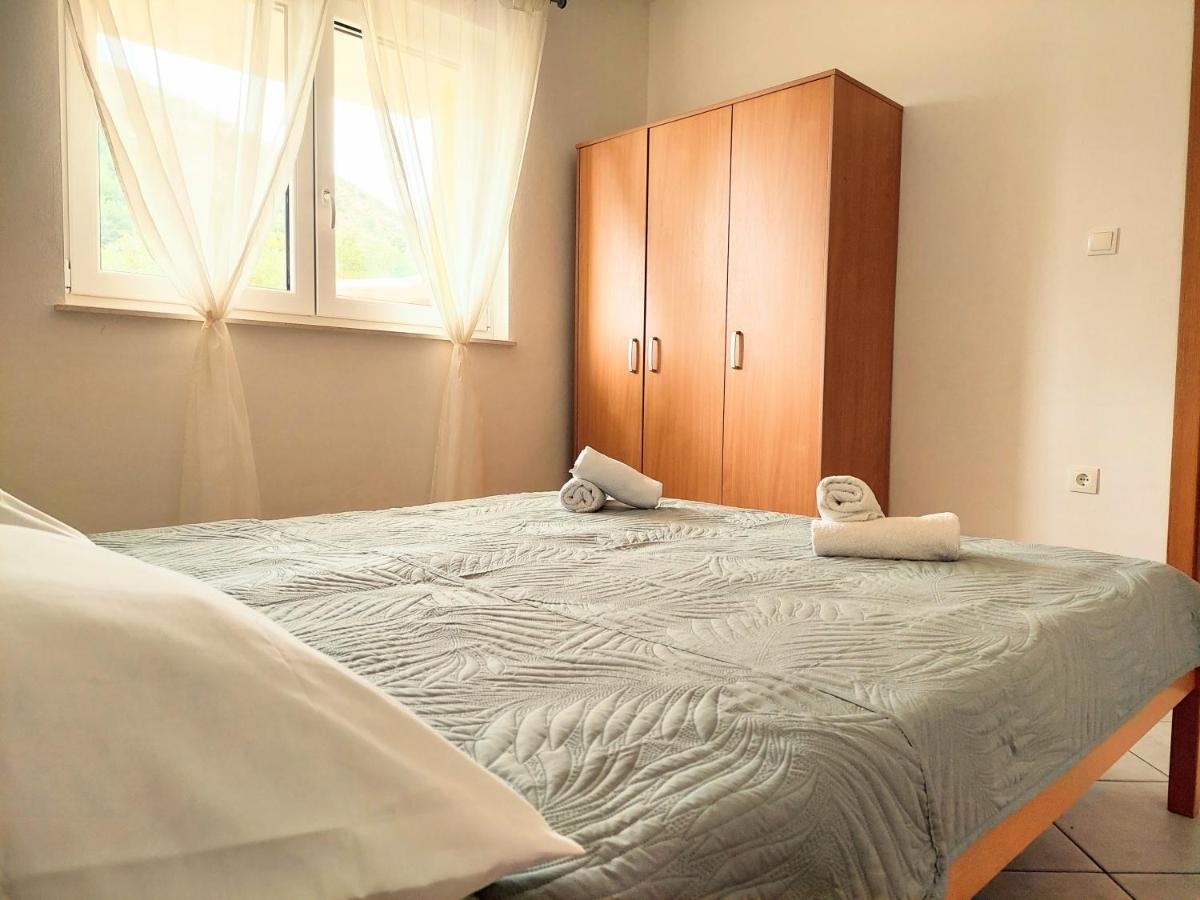 Apartments Dia ซาโอสโตรก ภายนอก รูปภาพ