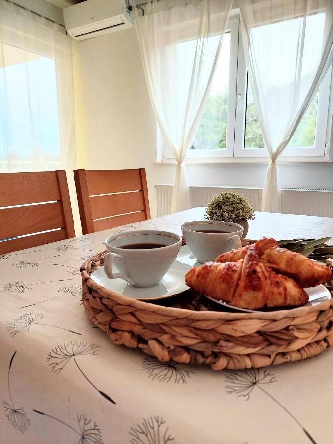 Apartments Dia ซาโอสโตรก ภายนอก รูปภาพ